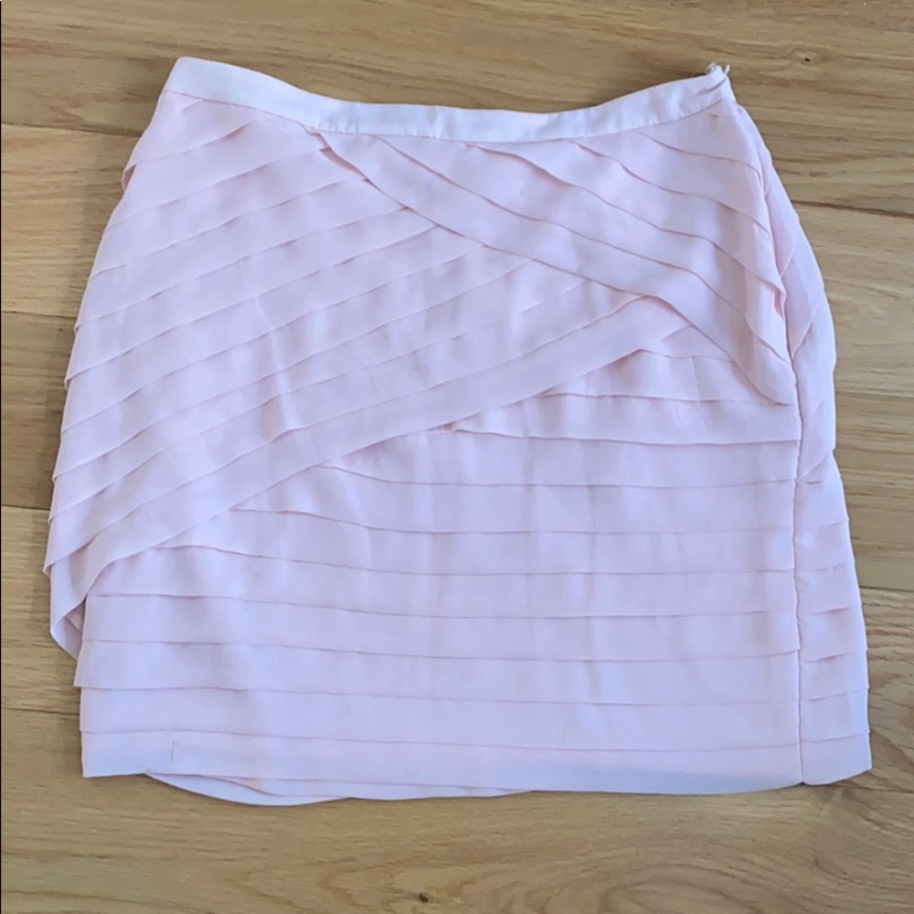 NWT NY&Co pale pink pleated mini skirt